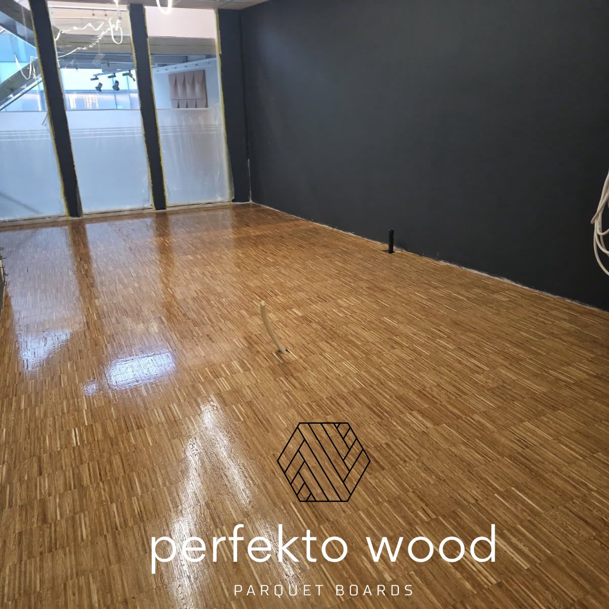 Perfekto Wood industrial parquet installation Tromso Norway &mdash; glue-down solid oak